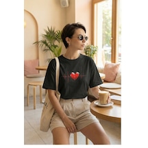 Cyberheart Dijital Aşkın Ritmi Oversize T-shirt Siyah