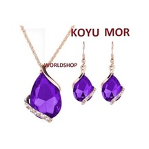 Koyu Mor
