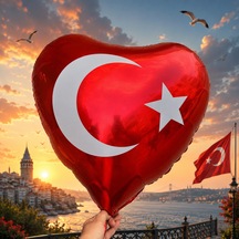 Kırmızı