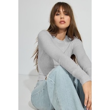 Madmext Gri Bisiklet Yaka Slim Fit Kadın Body Mg2564 Gri