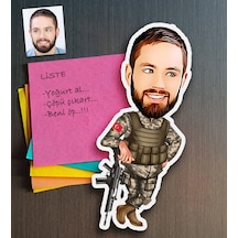 Kişiye Özel Asker Karikatürlü Ahşap Magnet-2 Çok Renkli