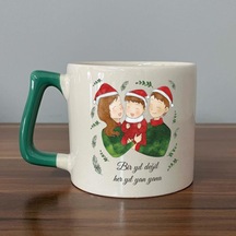 Bir Yıl Değil Her Yıl Yan Yana Aile Baskılı Yeşil Kulplu D Yılbaşı Kupası