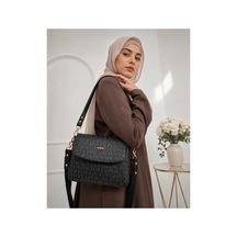 Siyah