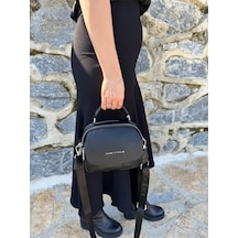 Just Polo Şık Tasarım Çapraz Askılı Günlük & Özel Günlere Uygun Lüks Fermuarlı Mini El Ve Omuz Çantası 20 X 17 Cm Siyah
