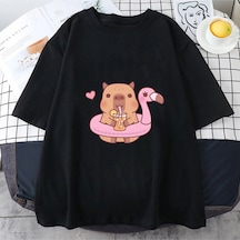 Tarzsokak Beyaz Capybara İçmeyi Seviyor Kabarcık Çay Yaz Gelgit Anime Baskı % Siyah