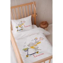 %100 Pamuk Saten Isme Özel Isimli 100x150 Bebek Yatak Nevresim Seti Sarı Atkılı Sevimli Tavşan