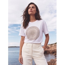 Onloox Kadın Beyaz Beyaz Pamuklu Bisiklet Yaka Basic Form Önü Taş Detaylı Kısa Kollu Penye T-shirt