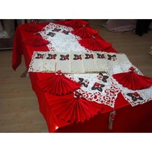 Afife Kadife Krem Kırmızı Sofra Takımı 8 Kişilik 160x230cm 34 Prç.- 373 Çok Renkli