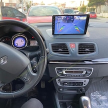 Snp Serisi Renault Megane 3 Ve Fluence Uyumlu 4-64gb Hafıza Multimedya Sistemi Ve Geri Görüş Kamerası 9"