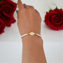 U Harfine Özel Doğal Beyaz Derili Oval Motifli 14 Ayar Altın Plakalı Hediye Bileklik-529harf U