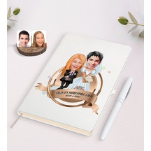 Kişiye Özel Yılın En Mükemmel Çifti Karikatürlü Beyaz Defter ve K N11.1250 Beyaz