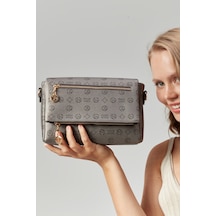 Kadın Dört Bölmeli Monogram Portföy Çarpraz Omuz Çantası