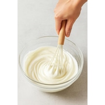 3 Lü Silikon Mutfak Seti Bambu Saplı Fırça Spatula Çırpıcı Isıya Dayanıklı Yapışmaz Hamur Karıştırıcı Çırpıcı Set Ergonomik Ahşap Saplı Mutfak Gereçleri Kolay Temizlenebilir Sağlıklı Pişirme Açık Kahverengi - Beyaz