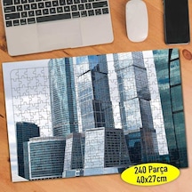 Şehir Merkezinde Yüksek Plazalar 240 Parça Puzzle Yapboz-48283