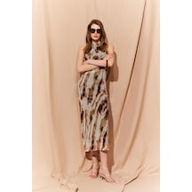 DeFacto Bodycon Vücudu Saran Batik Tül Kolsuz Maxi Elbise E8340AX25SPBN226