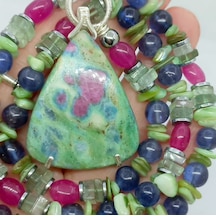 2574 Ruby Fuchsite İyolit Florit Ceyt Yakut Hematit El Yapımı Kolye Çok renkli