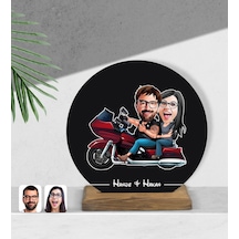 Kişiye Özel Sevgililer Karikatürlü Yuvarlak Ahşap Biblo-103