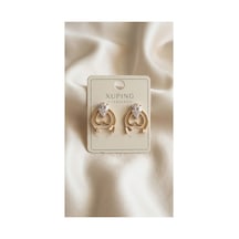 Xuping 14k Gold Rengi Kuyumcu İsçiligi Modern Tasarim Tas Detay Kararmaz Kadin Halka Küpe Bej - 926433105 Bej