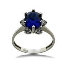 Oval Safir Taşlı Pırlanta Model Beyaz Altın Yüzük