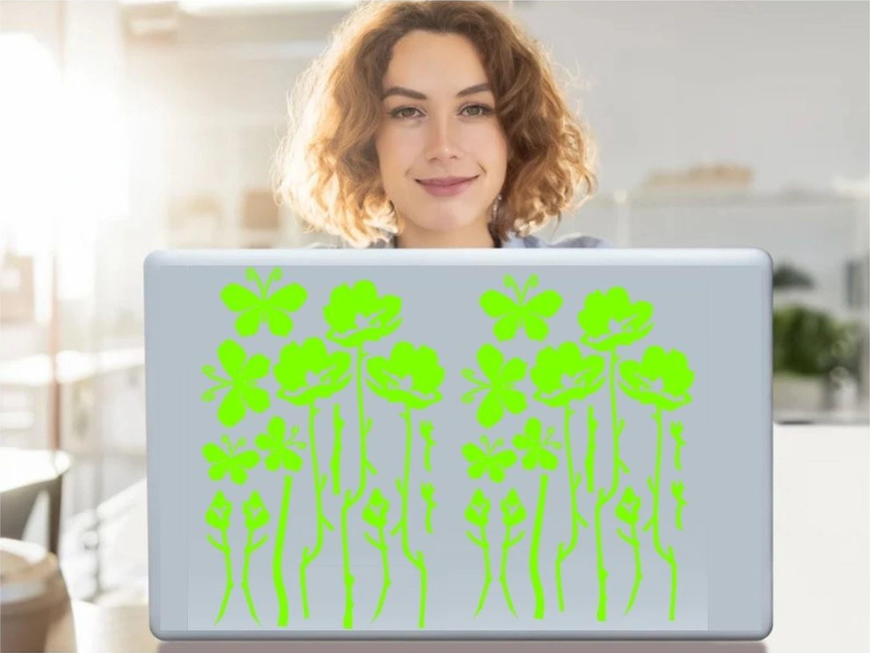 2 Adet Defter Sticker,laptop Sticker Yeşil Çiçekli Pvc 48x33x0,5cm