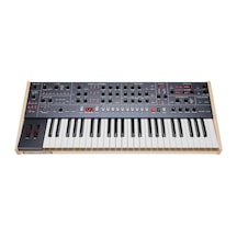 Sequential Trigon-6 49-tuş Polifonik Analog Synthesizer