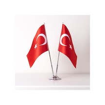 Türkiye 2li Masa Bayrağı Saten Kumaş Dijital Baskı 15x22,5 cm Türkiye 2li Masa Bayrağı Saten Kumaş Dijital Baskı 15x22,5 cm