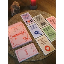 Hangover Romantik İçki Oyunu - Kese Hediyeli 45 Kart Çiftler İçin Eğlenceli Parti & Oyun Kartlarıhangover Romantik İçki Oyunu - Kese Hediyeli 45 Kart Çiftler İçin Eğlenceli Parti & Oyun Kartları