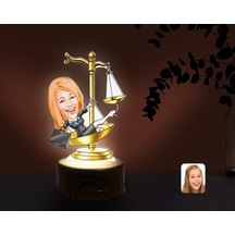 Kişiye Özel Kadın Avukat Karikatürlü Dekoratif 3D Biblo Led Işıkl (481497209)