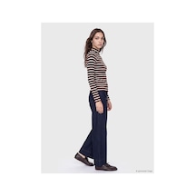 LC Waikiki Alıta Cıty Farkıyla Lcw Modest İndigo Denim Düz Wideleg Yüksek Bel Geniş Paça Kadın Jean Pantolon İndigo - 925399798 İndigo