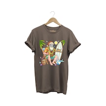 Merry Christmas Yaz Temalı Plajda Noel Baba Baskılı %100 Pamuk Unisex Regular Fit T-shirt Kahverengi