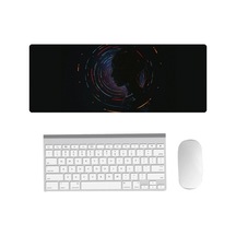 El-boyalı Fantazi Desenli Mouse Pad, Boyut: 300 X 800 X 5mm Dikiş 2 Silüet