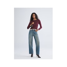 LC Waikiki Alıta Cıty Farkıyla Lcw Jeans İndigo Denim Düz Baggy Fit Normal Bel Geniş Paça Kadın Jean Pantolon İndigo - 925400036 İndigo