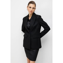 Siyah