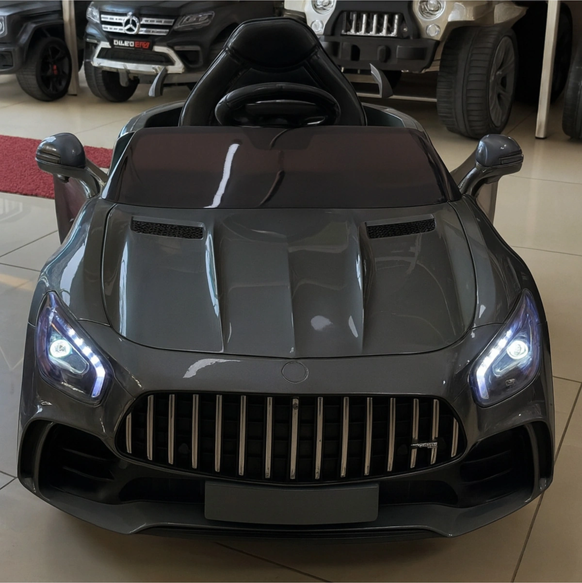 12v Mercedes Gtr Akülü Araba 1-4 Yaş, Uzaktan Kumandalı, Led Işıklı Gri