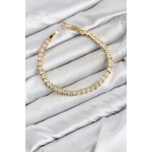Cm Şerit Model Zirkon Taşlı Vıp Seri Gold Renk Pirinç Kadın Bileklik - Ebj260701w44149 Bakır