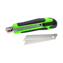 Leo Sx-82 Plastik Maket Bıçağı Yedek Uç Hazneli 18 Mm 2 Yedekli Leo Sx-82 Plastik Maket Bıçağı Yedek Uç Hazneli 18 Mm 2 Yedekli