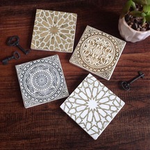 Etnik Desen Taş Bardak Altlığı Seti - 4 Parça - Dekoratif, Rustik Mutfak Aksesuarı, 10x10 Cm, Kaydırmaz Tabanlı, Diğer