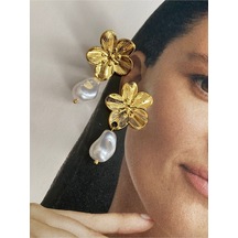Pinery Jewels Yaprak Sallantılı İncili Paslanmaz Çelik Kadın Küpe Çifti Altın