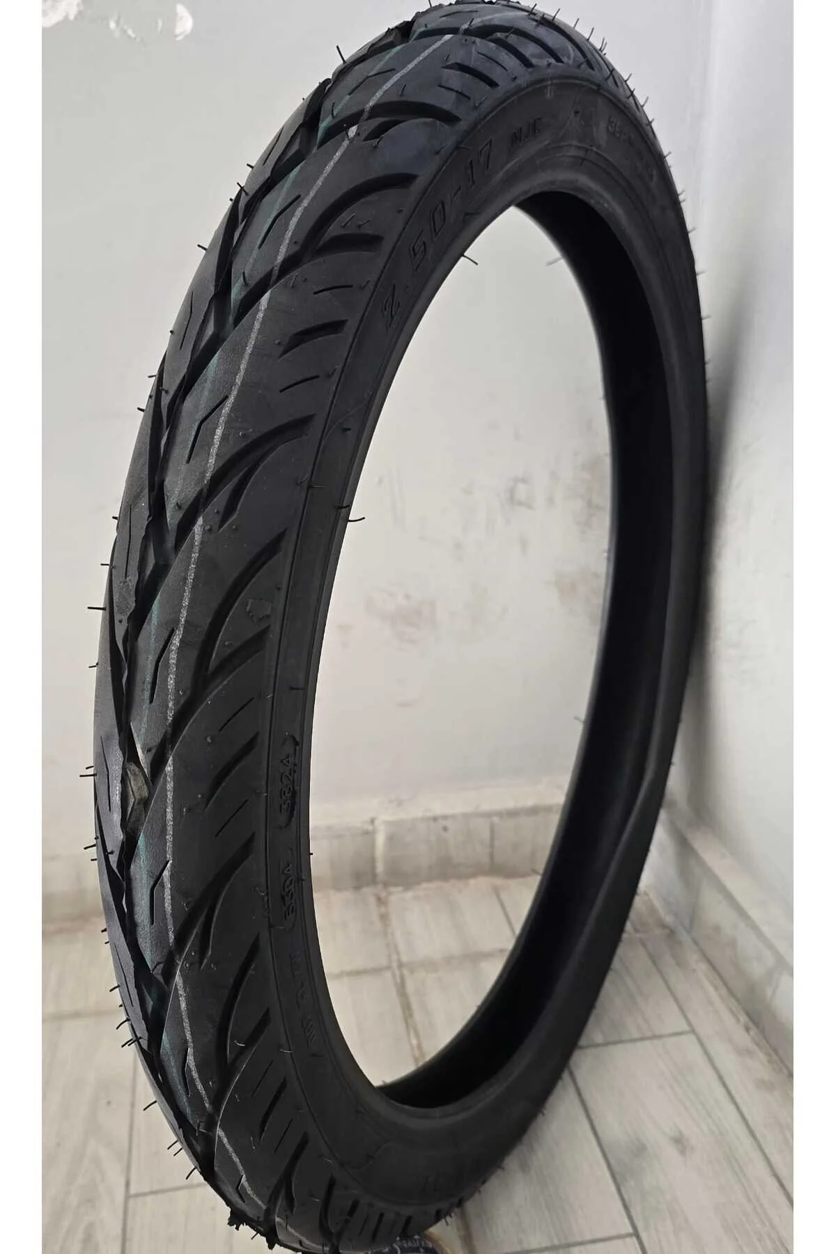 Anlas 2.50-17 38p Tl Mb-34 Cup Motosiklet Lastiği - 2024 Üretimi
