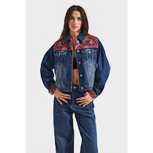 Kadın Koyu Kot Rengi 2w5-10 Özel Kırmızı Desen Nakışlı %100 Koton Tasarım Denim Ceket Koyu Kotrengi