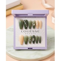 Louésse Olive Glow Takma Tırnak 12 Li Yeşil Ombre Taş Detaylı Nude Elegant Nail