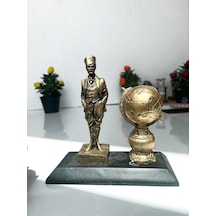 Atatürk Ve Dünya Küresi Figürü Dekoratif Anı Ve Masa Üstü Biblo