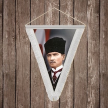 Kalpaklı Mustafa K.atatürk Ve Türk Bayrağı Beyaz Saçaklı Üçgen Flama Bayrak Hatıra Flama Ata4 Diğer