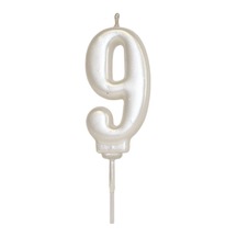 9 Yaş İnci Beyaz Rakam Mum 9+