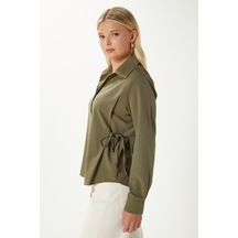 Kadın Adrian Yan Bağlama Detaylı Haki Gömlek Haki