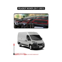 Peugeot Boxer 2017 - 2021torpido Koruma Halısı Siyah Kenar