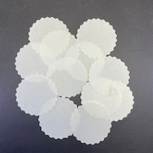500 Adet Tek Kullanımlık Beyaz Desenli Kağıt Bardak Altlığı 80 Mm Beyaz