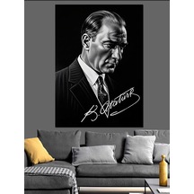 Ahşap Tablo Siyah Takımlı Atatürk Portresi