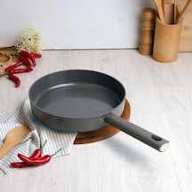 Belarıva 26 Cm Grı Sılıkon Saplı Tava Gri Belarıva 26 Cm Grı Sılıkon Saplı Tava Gri