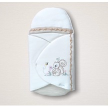 Yenidoğan Minik Sincap Nakışlı Kundak Kız Bebek Battaniyesi Ekru Çok Renkli